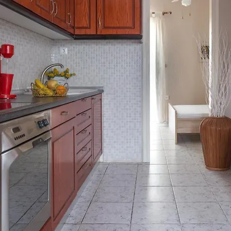 Beachfront 1St Floor Apartment