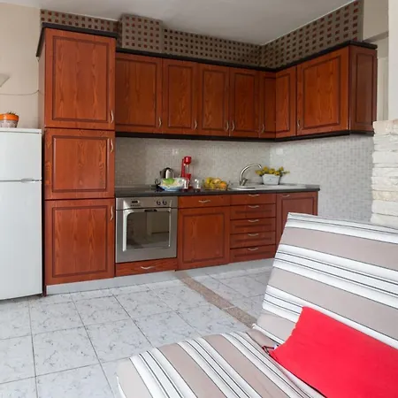 アパート Beachfront 1St Floor Apartment フォルカ
