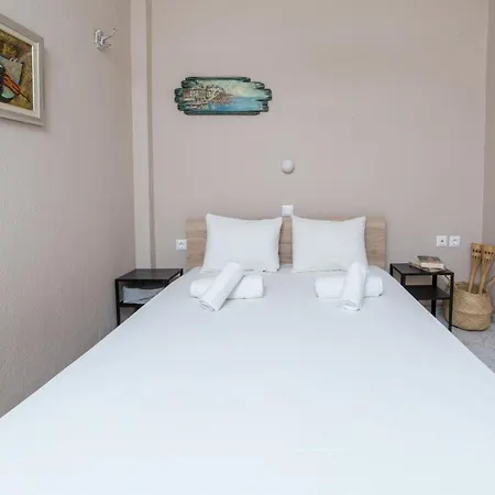 Beachfront 1St Floor Apartment アパート